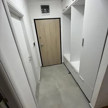 Apartament Elza Scopia